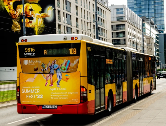Galeria Młociny - advertising at the back of buses