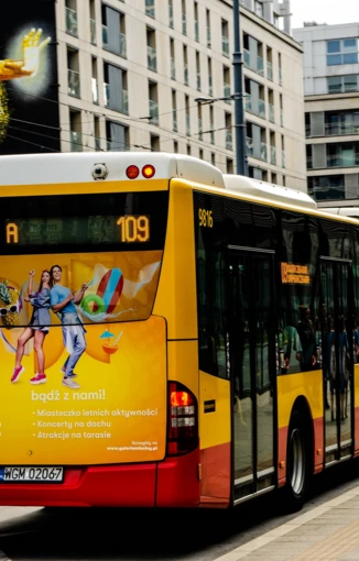 Galeria Młociny - reklama na tyłach autobusów