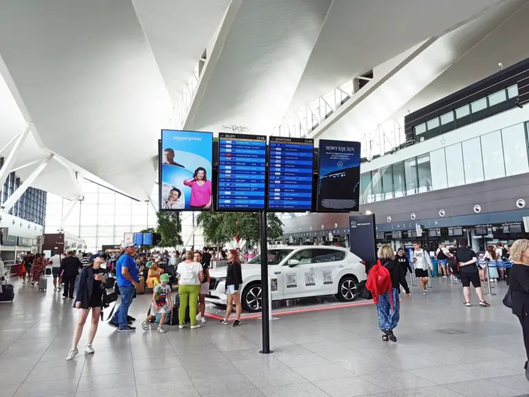 DOOH - reklama video na ekranach