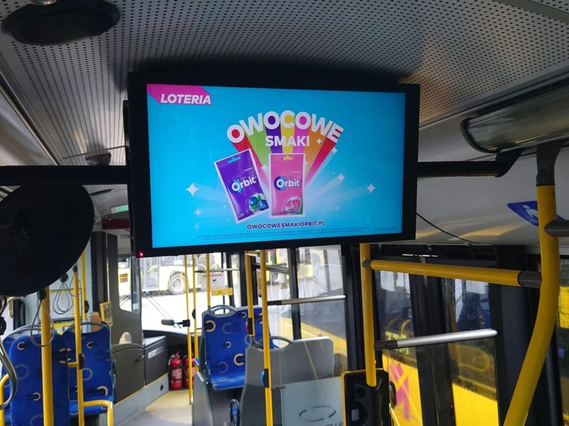 Reklama na ekranach LCD w komunikacji miejskiej na Śląsku (GOP)