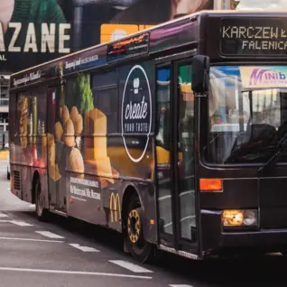 Reklama tranzytowa megabus
