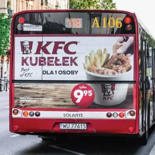 Reklama tranzytowa – Fullback